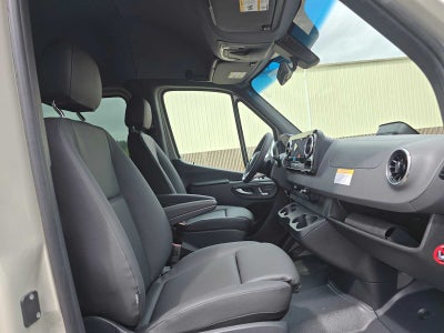 2026 Mercedes-Benz Sprinter 2500 Standard Roof I4 Diesel HO 144 AWD