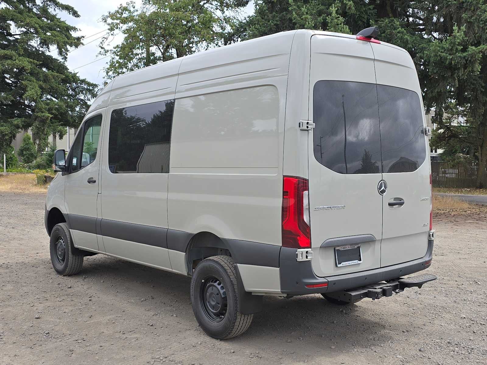 2026 Mercedes-Benz Sprinter 2500 Standard Roof I4 Diesel HO 144 AWD