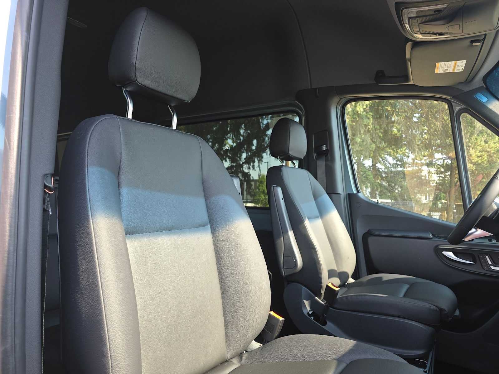 2026 Mercedes-Benz Sprinter 2500 Standard Roof I4 Diesel HO 144 AWD
