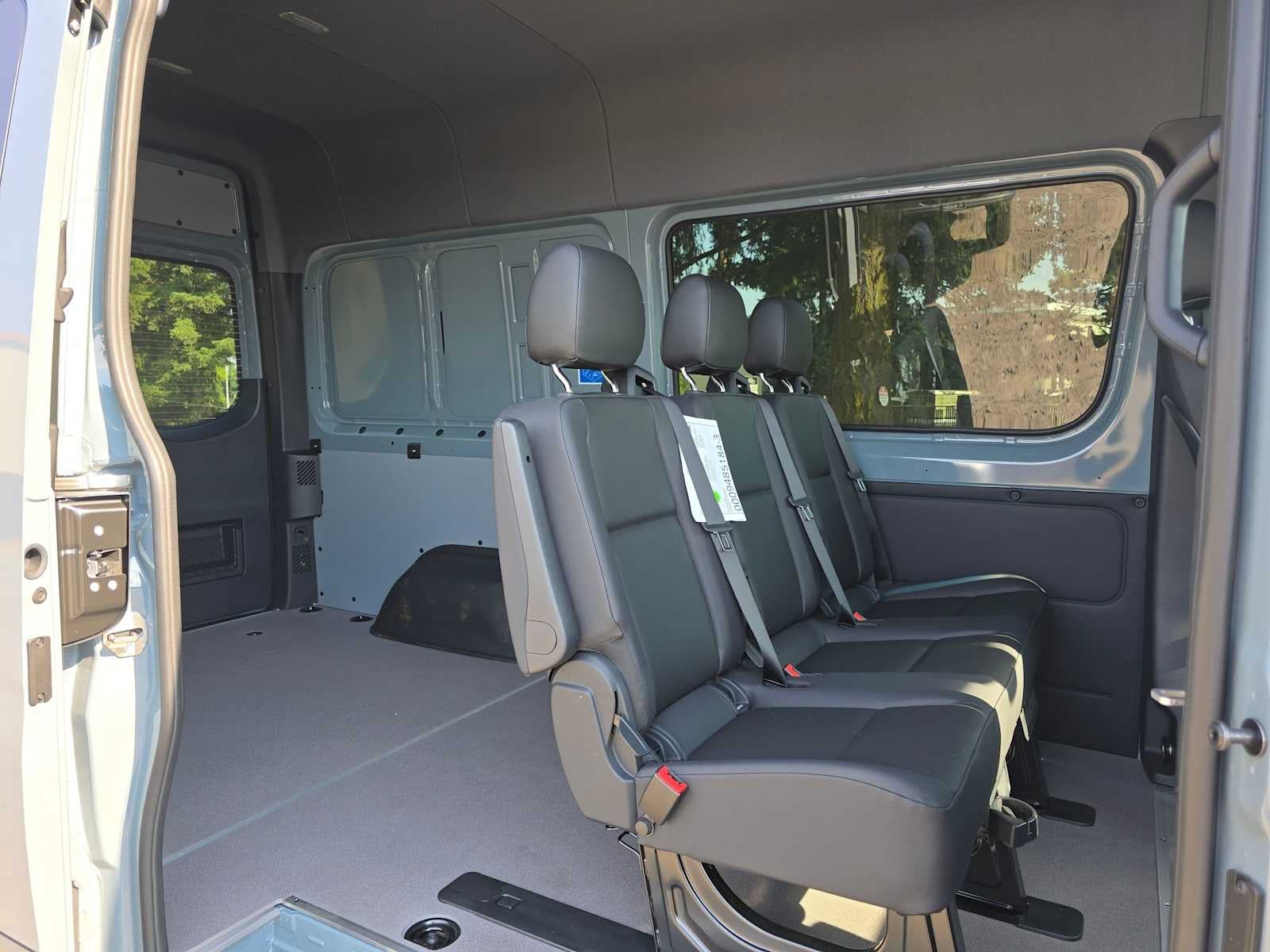 2026 Mercedes-Benz Sprinter 2500 Standard Roof I4 Diesel HO 144 AWD
