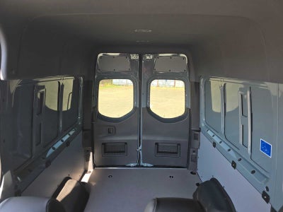 2026 Mercedes-Benz Sprinter 2500 Standard Roof I4 Diesel HO 144 AWD