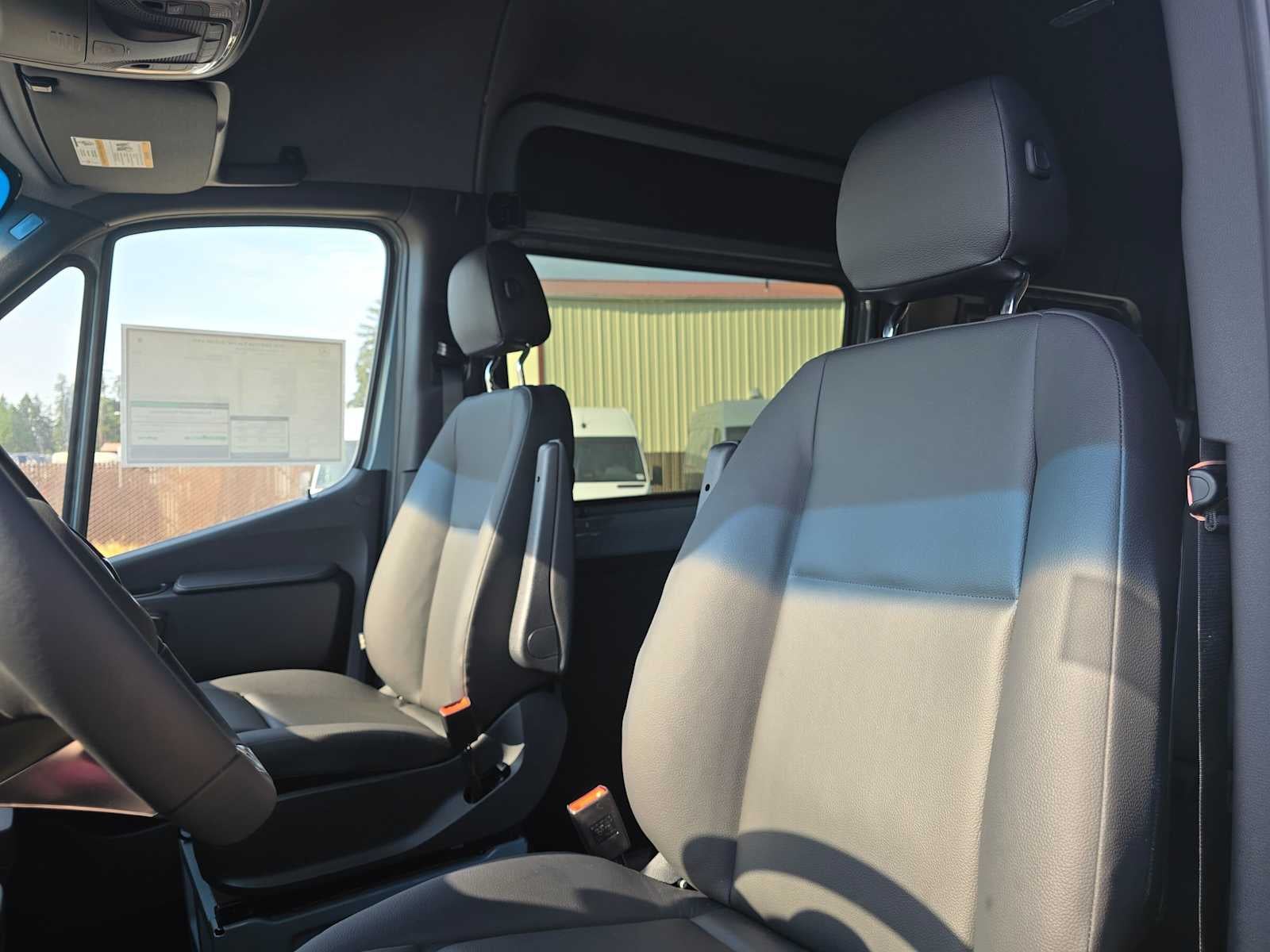 2026 Mercedes-Benz Sprinter 2500 Standard Roof I4 Diesel HO 144 AWD