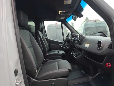 2026 Mercedes-Benz Sprinter 2500 Standard Roof I4 Diesel HO 144 AWD