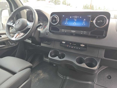 2026 Mercedes-Benz Sprinter 2500 Standard Roof I4 Diesel HO 144 AWD