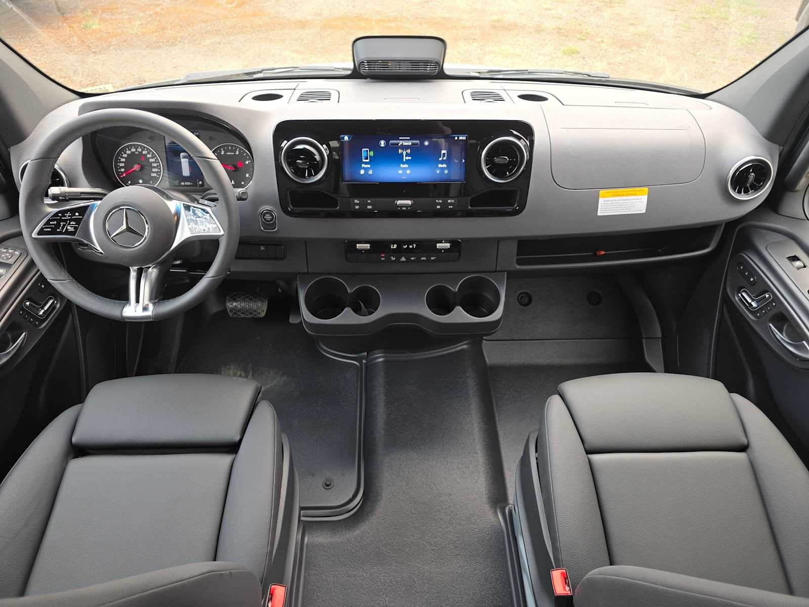 2026 Mercedes-Benz Sprinter 2500 Standard Roof I4 Diesel HO 144 AWD