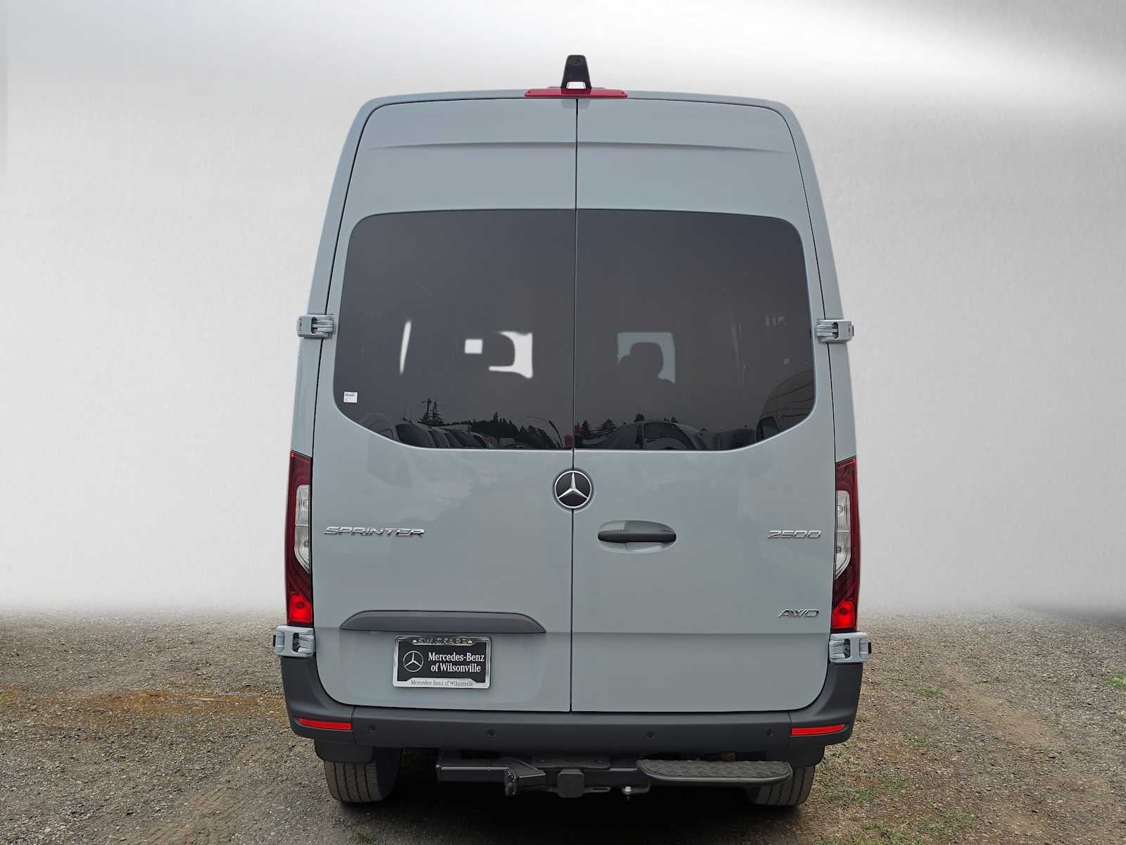 2026 Mercedes-Benz Sprinter 2500 Standard Roof I4 Diesel HO 144 AWD