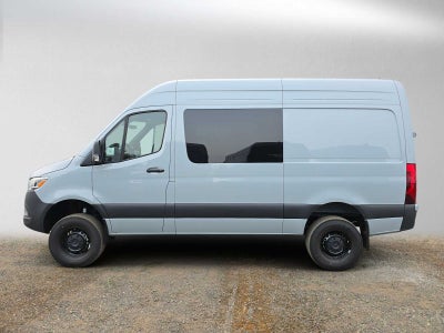 2026 Mercedes-Benz Sprinter 2500 Standard Roof I4 Diesel HO 144 AWD