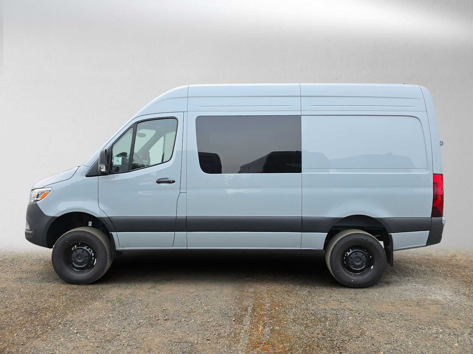 2026 Mercedes-Benz Sprinter 2500 Standard Roof I4 Diesel HO 144 AWD