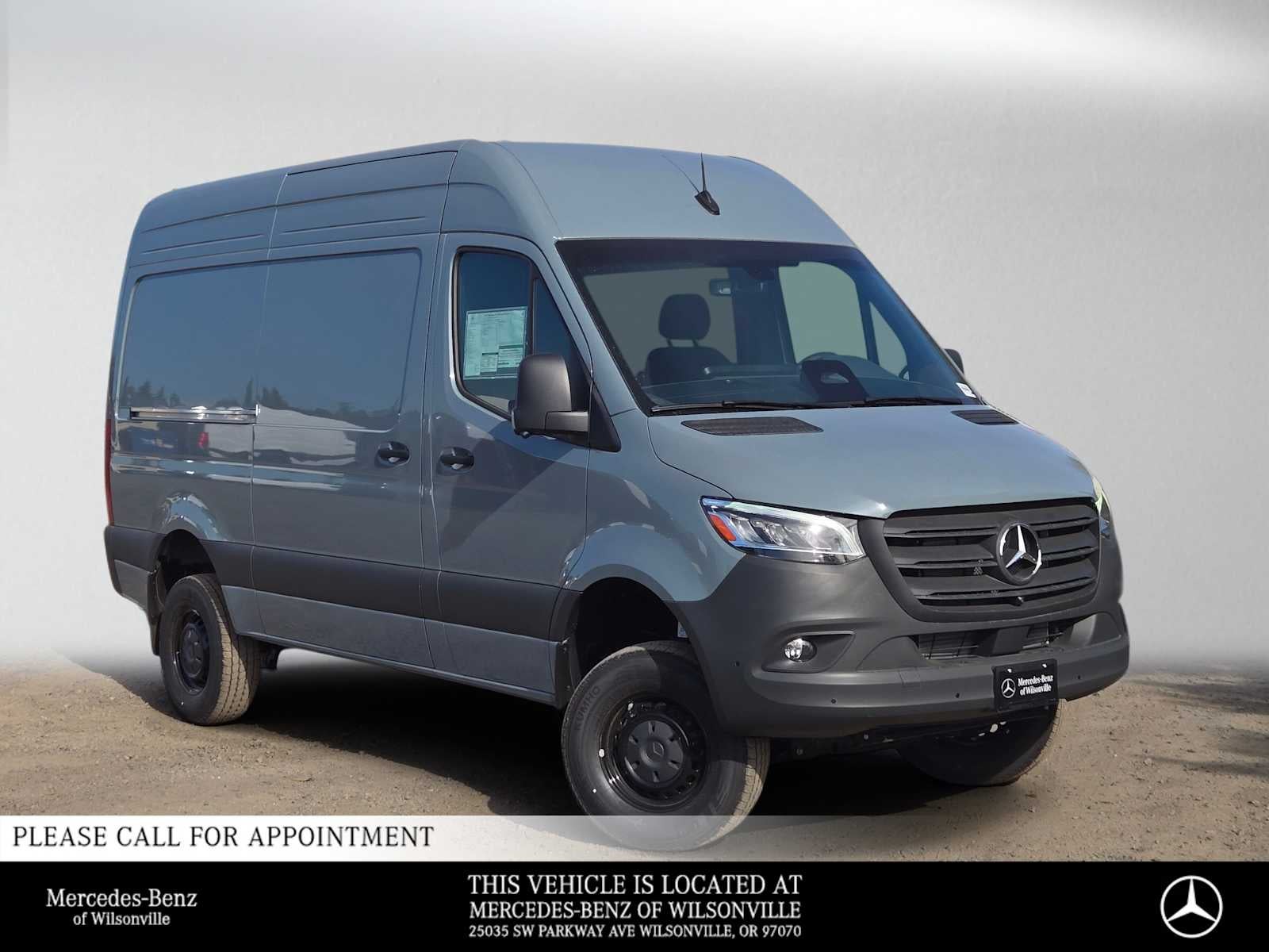 2026 Mercedes-Benz Sprinter Cargo 2500 Standard Roof I4 Diesel HO 144 AWD