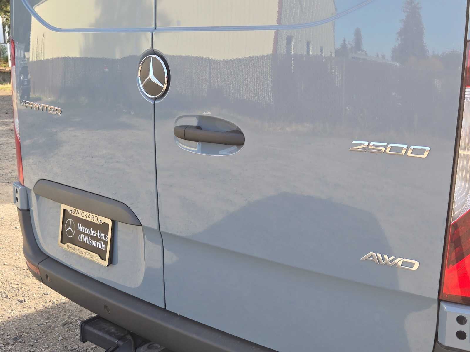 2026 Mercedes-Benz Sprinter Cargo 2500 Standard Roof I4 Diesel HO 144 AWD