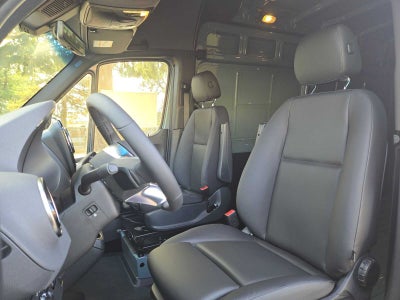 2026 Mercedes-Benz Sprinter Cargo 2500 Standard Roof I4 Diesel HO 144 AWD