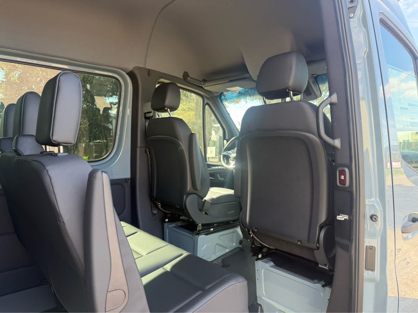 2026 Mercedes-Benz Sprinter 2500 Standard Roof I4 Diesel HO 144 AWD