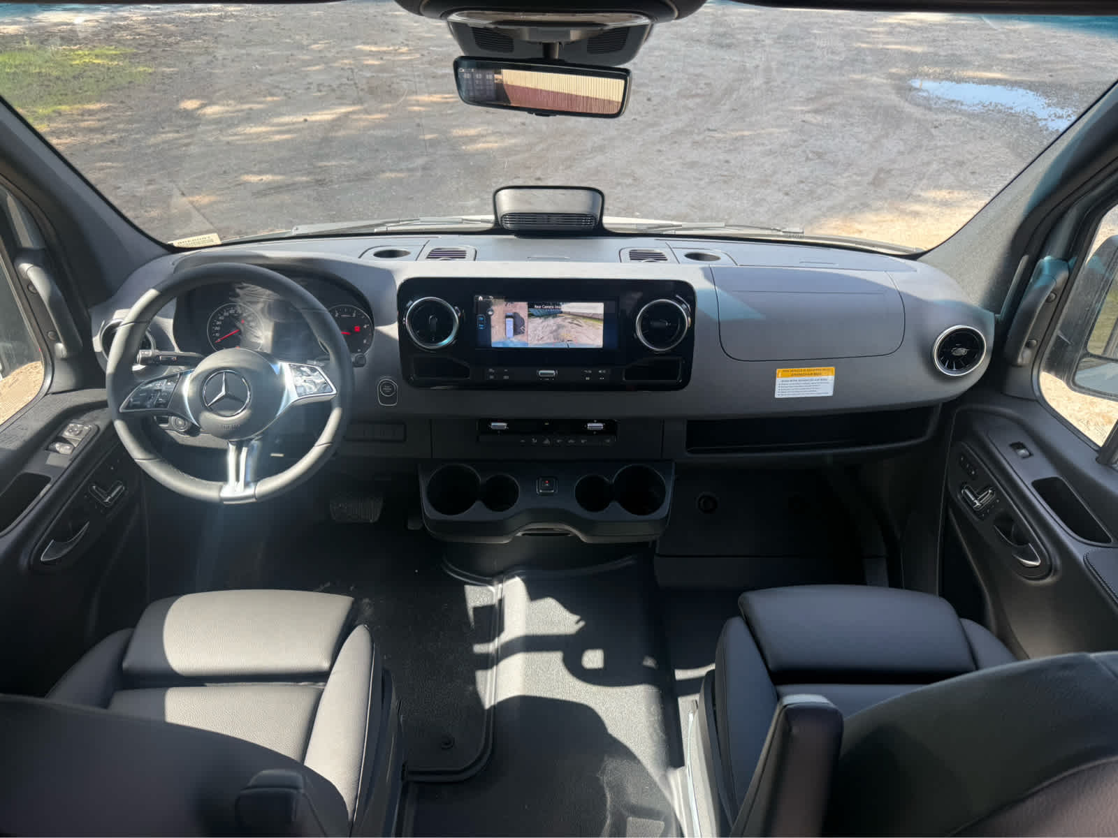 2026 Mercedes-Benz Sprinter 2500 Standard Roof I4 Diesel HO 144 AWD