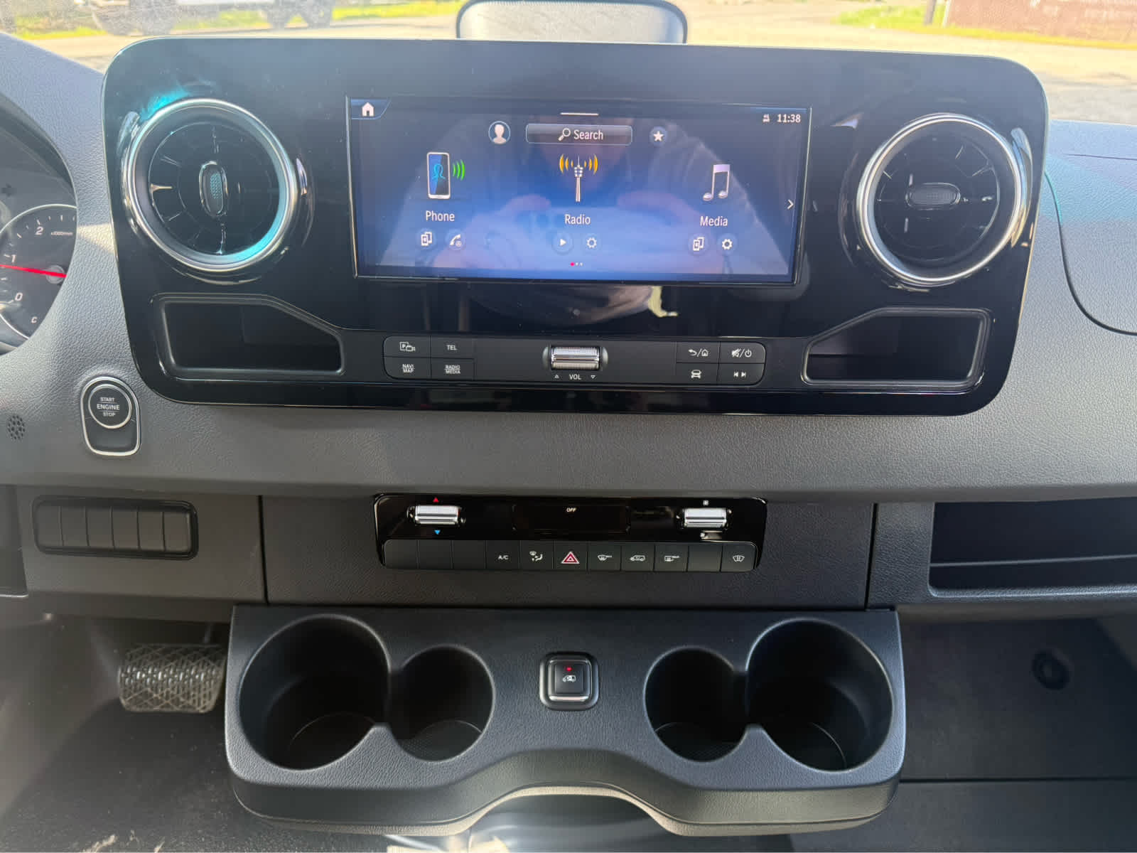 2026 Mercedes-Benz Sprinter 2500 Standard Roof I4 Diesel HO 144 AWD