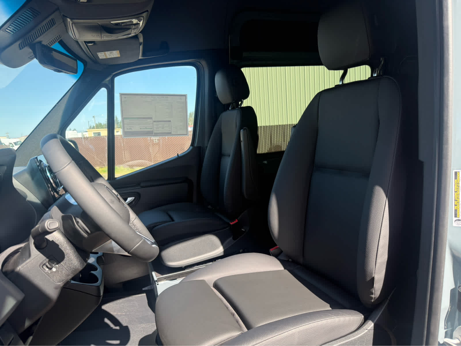 2026 Mercedes-Benz Sprinter 2500 Standard Roof I4 Diesel HO 144 AWD