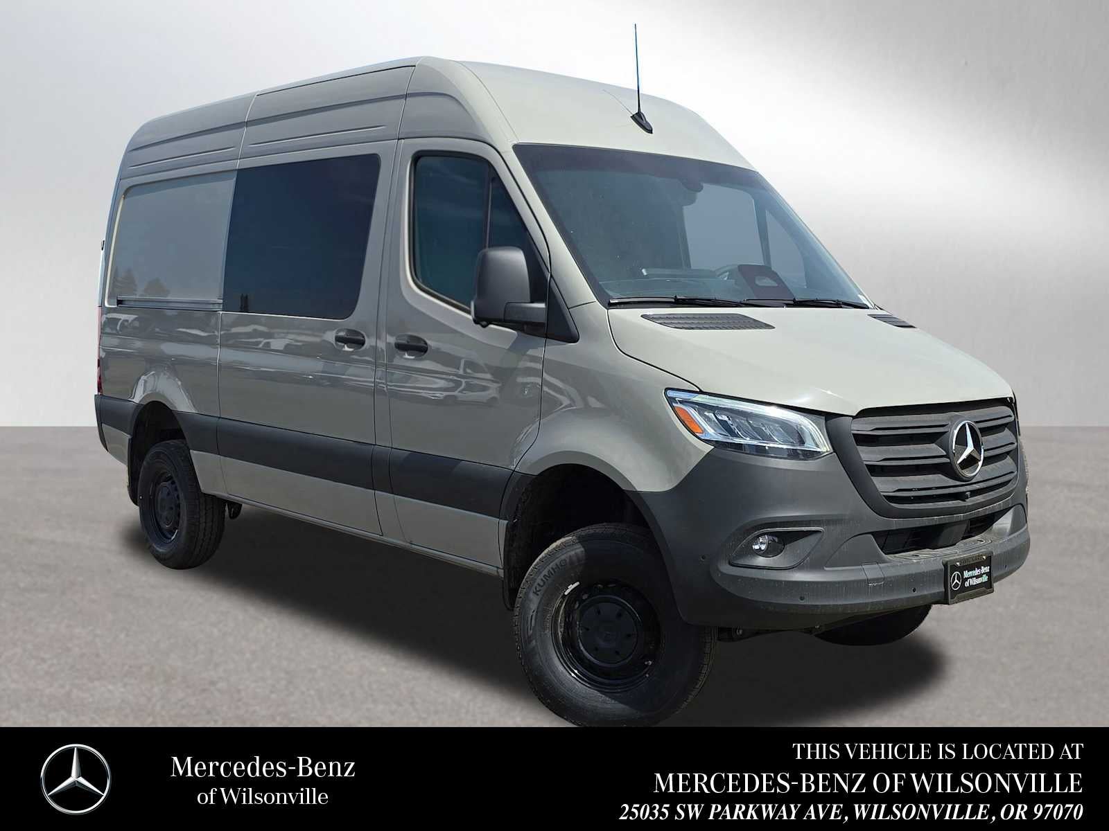 2026 Mercedes-Benz Sprinter 2500 Standard Roof I4 Diesel HO 144 AWD