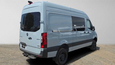 2026 Mercedes-Benz Sprinter 2500 Standard Roof I4 Diesel HO 144 AWD