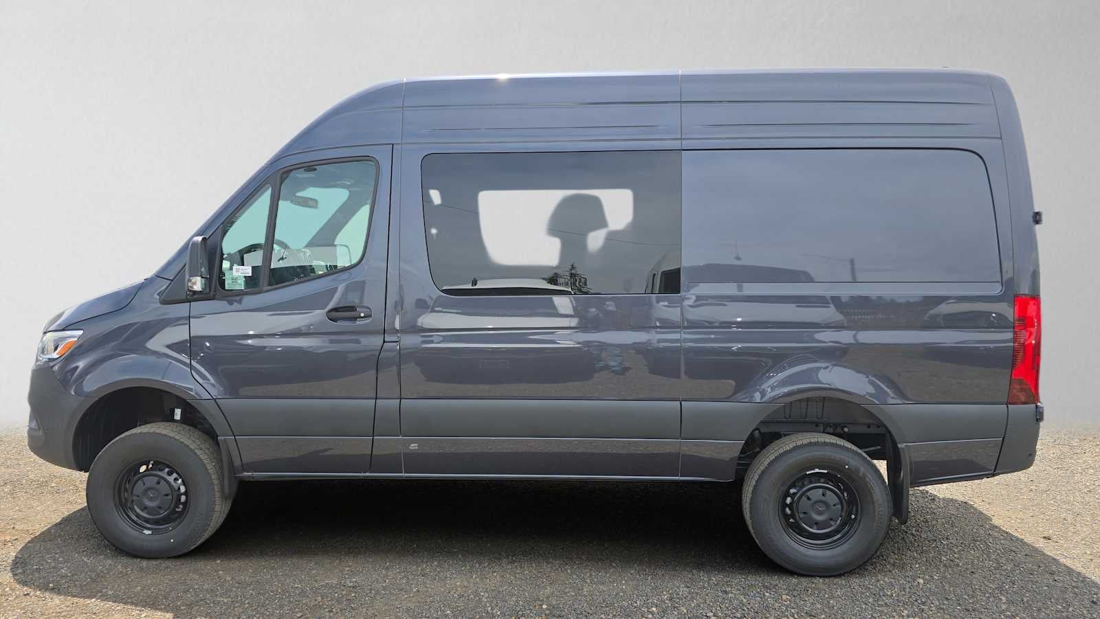 2026 Mercedes-Benz Sprinter 2500 Standard Roof I4 Diesel HO 144 AWD