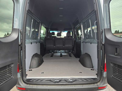 2026 Mercedes-Benz Sprinter Crew 2500 Standard Roof I4 Diesel HO 144 AWD