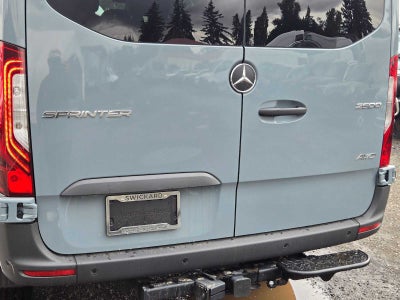 2026 Mercedes-Benz Sprinter Crew 2500 Standard Roof I4 Diesel HO 144 AWD