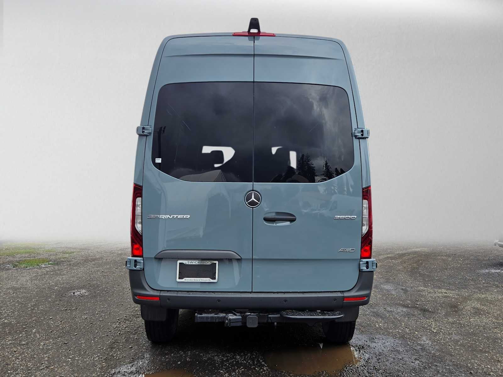 2026 Mercedes-Benz Sprinter Crew 2500 Standard Roof I4 Diesel HO 144 AWD