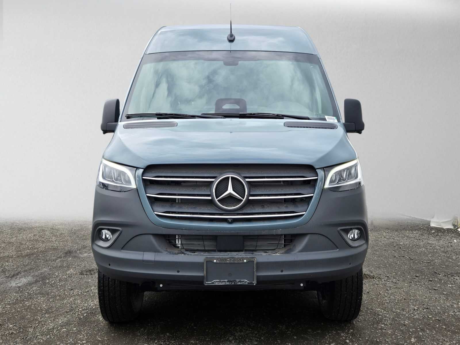 2026 Mercedes-Benz Sprinter Crew 2500 Standard Roof I4 Diesel HO 144 AWD