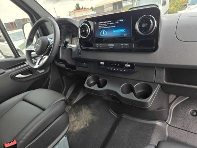 2026 Mercedes-Benz Sprinter Crew 2500 Standard Roof I4 Diesel HO 144 AWD