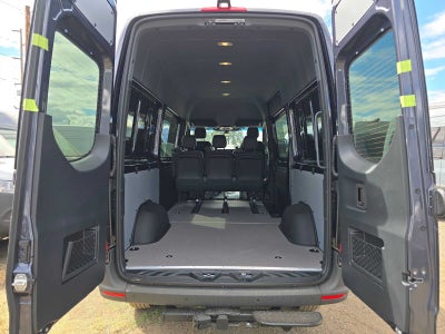 2026 Mercedes-Benz Sprinter 2500 Standard Roof I4 Diesel HO 144 AWD