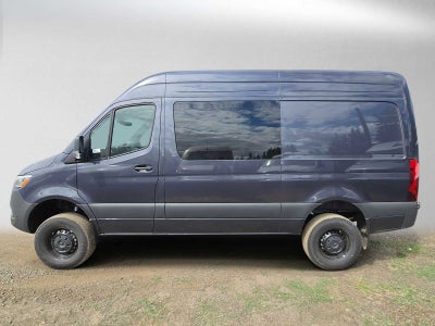 2026 Mercedes-Benz Sprinter 2500 Standard Roof I4 Diesel HO 144 AWD