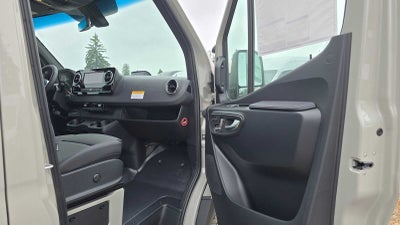 2026 Mercedes-Benz Sprinter 2500 Standard Roof I4 Diesel HO 144 AWD