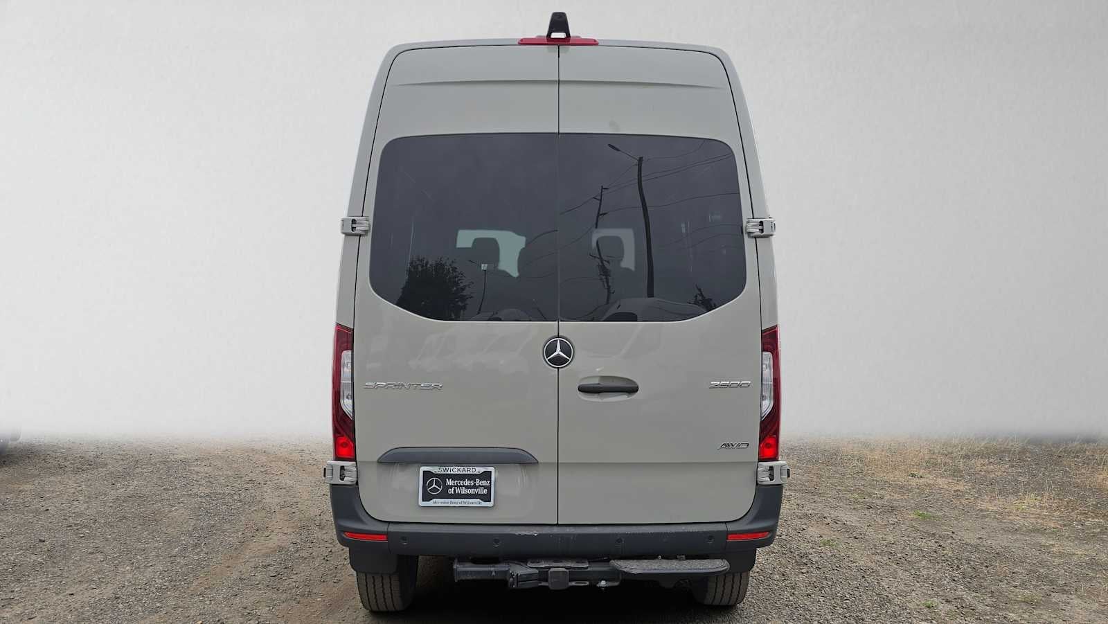 2026 Mercedes-Benz Sprinter 2500 Standard Roof I4 Diesel HO 144 AWD
