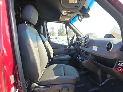 2026 Mercedes-Benz Sprinter 2500 Standard Roof I4 Diesel HO 144 AWD