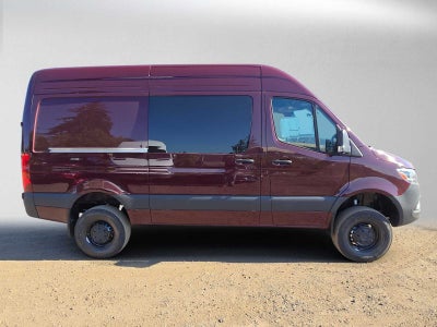 2026 Mercedes-Benz Sprinter 2500 Standard Roof I4 Diesel HO 144 AWD