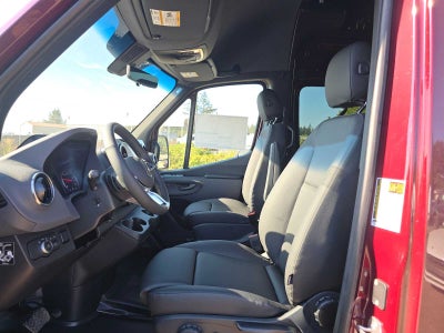 2026 Mercedes-Benz Sprinter 2500 Standard Roof I4 Diesel HO 144 AWD