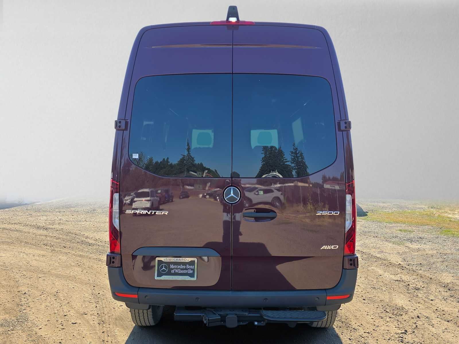 2026 Mercedes-Benz Sprinter 2500 Standard Roof I4 Diesel HO 144 AWD