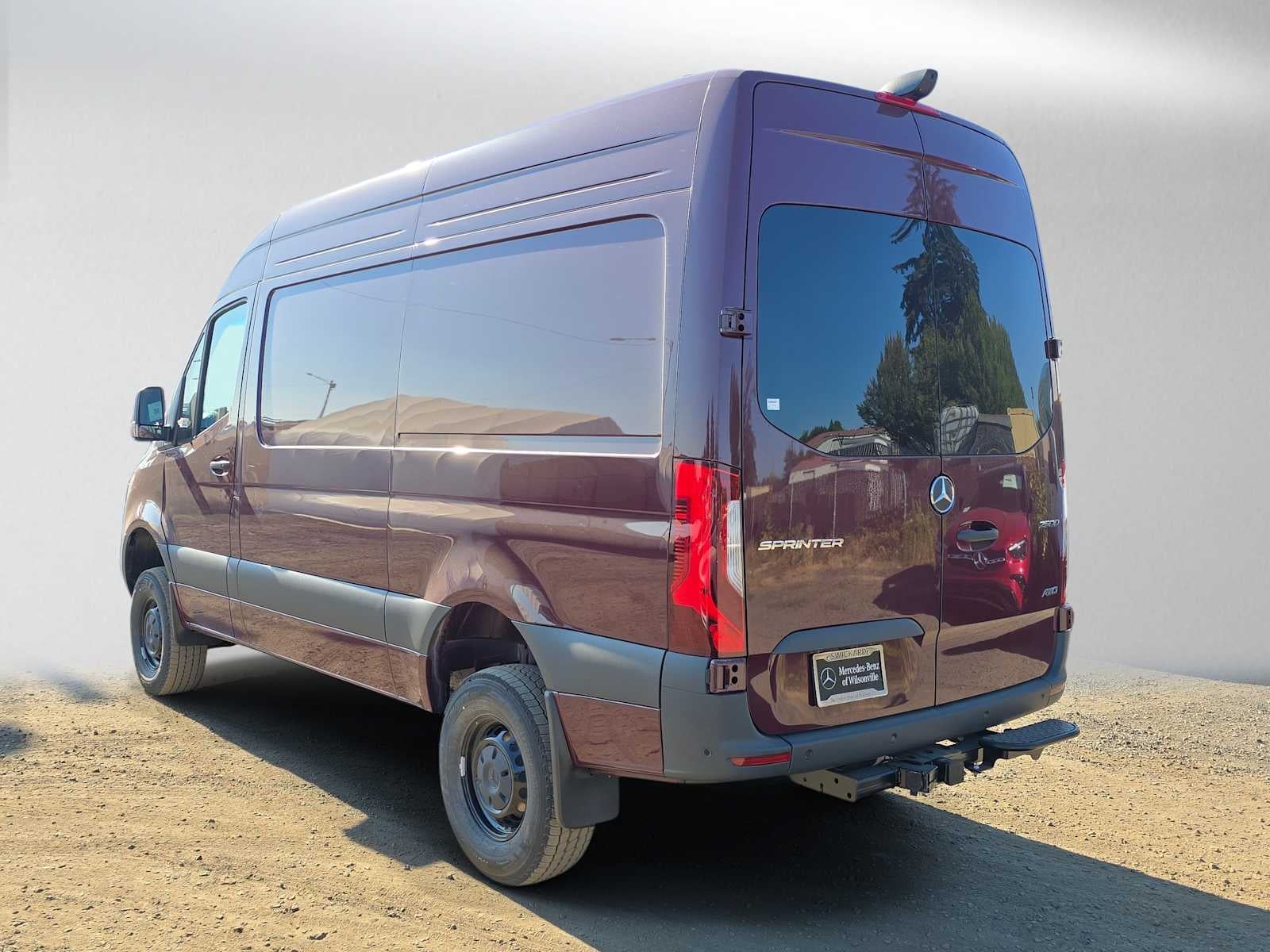 2026 Mercedes-Benz Sprinter 2500 Standard Roof I4 Diesel HO 144 AWD