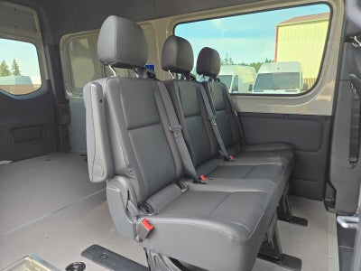 2026 Mercedes-Benz Sprinter Crew 2500 Standard Roof I4 Diesel HO 144 AWD