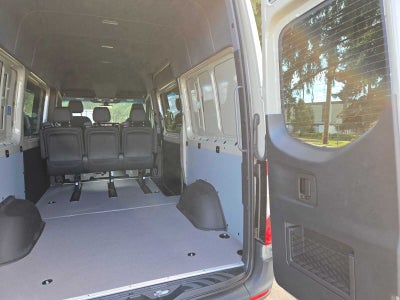 2026 Mercedes-Benz Sprinter Crew 2500 Standard Roof I4 Diesel HO 144 AWD