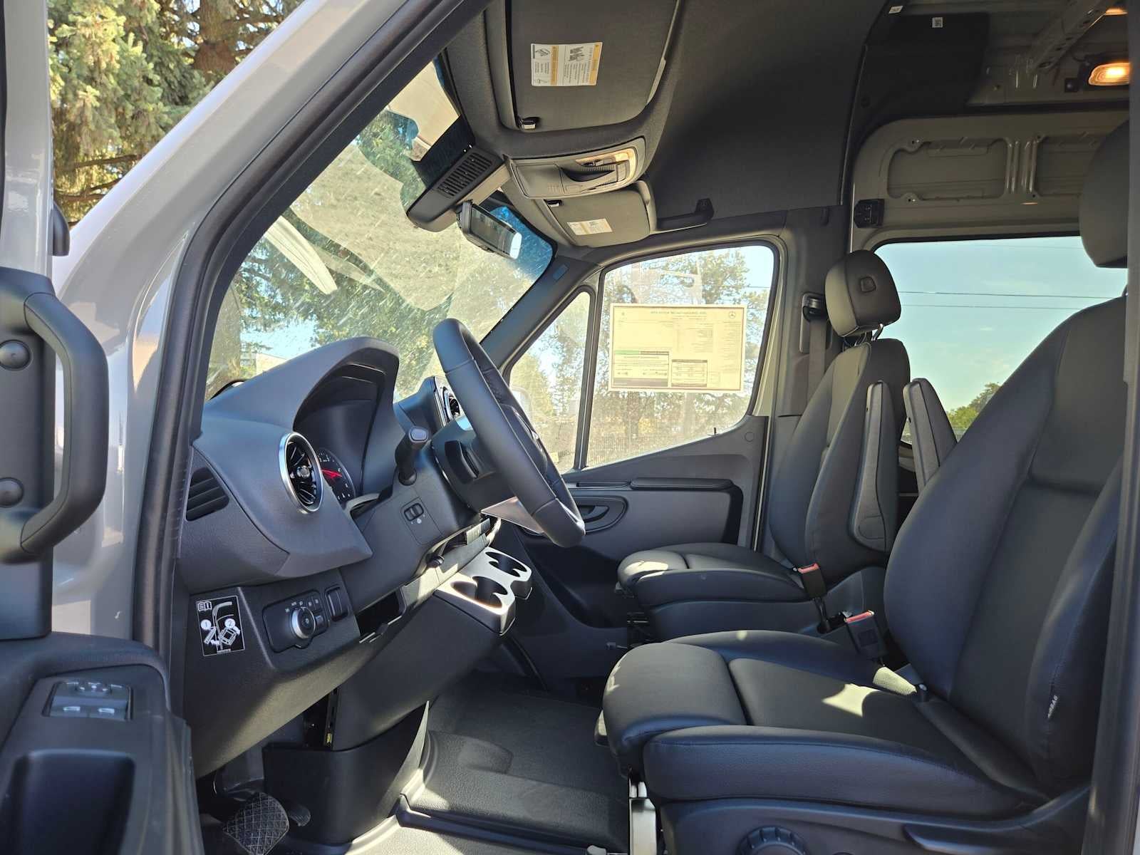 2026 Mercedes-Benz Sprinter Cargo 2500 Standard Roof I4 Diesel HO 144 AWD