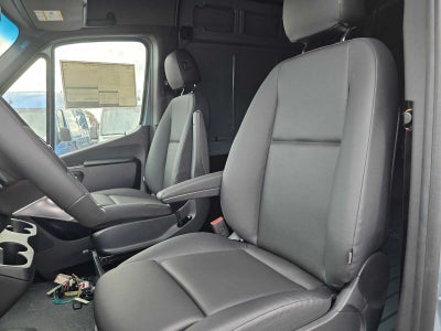 2026 Mercedes-Benz Sprinter Cargo 2500 Standard Roof I4 Diesel HO 144 AWD