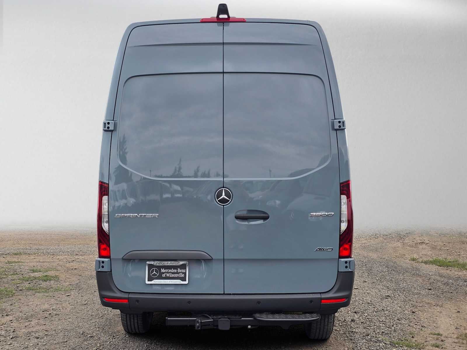 2026 Mercedes-Benz Sprinter Cargo 2500 Standard Roof I4 Diesel HO 144 AWD