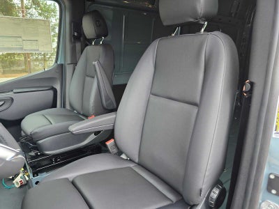 2026 Mercedes-Benz Sprinter Cargo 2500 Standard Roof I4 Diesel HO 144 AWD