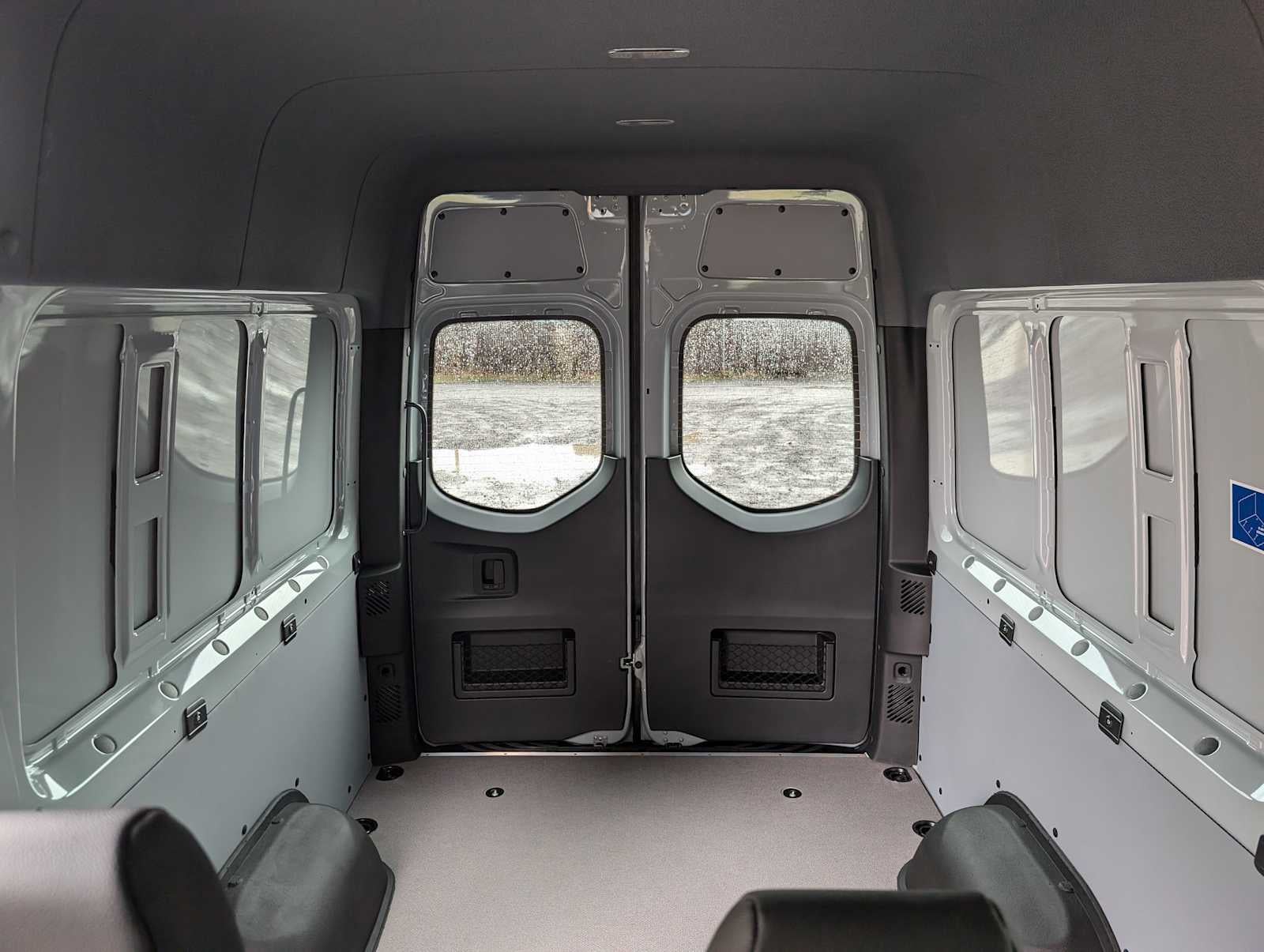 2026 Mercedes-Benz Sprinter 2500 Standard Roof I4 Diesel HO 144" AWD