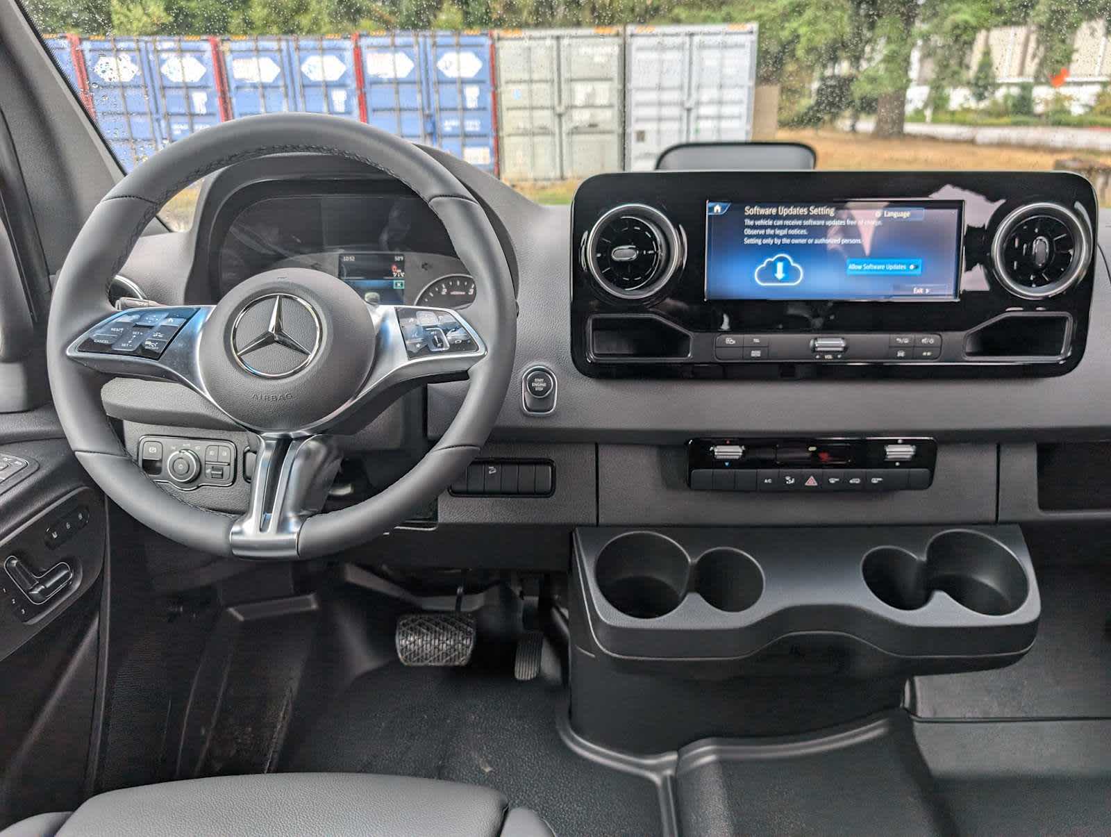 2026 Mercedes-Benz Sprinter 2500 Standard Roof I4 Diesel HO 144" AWD