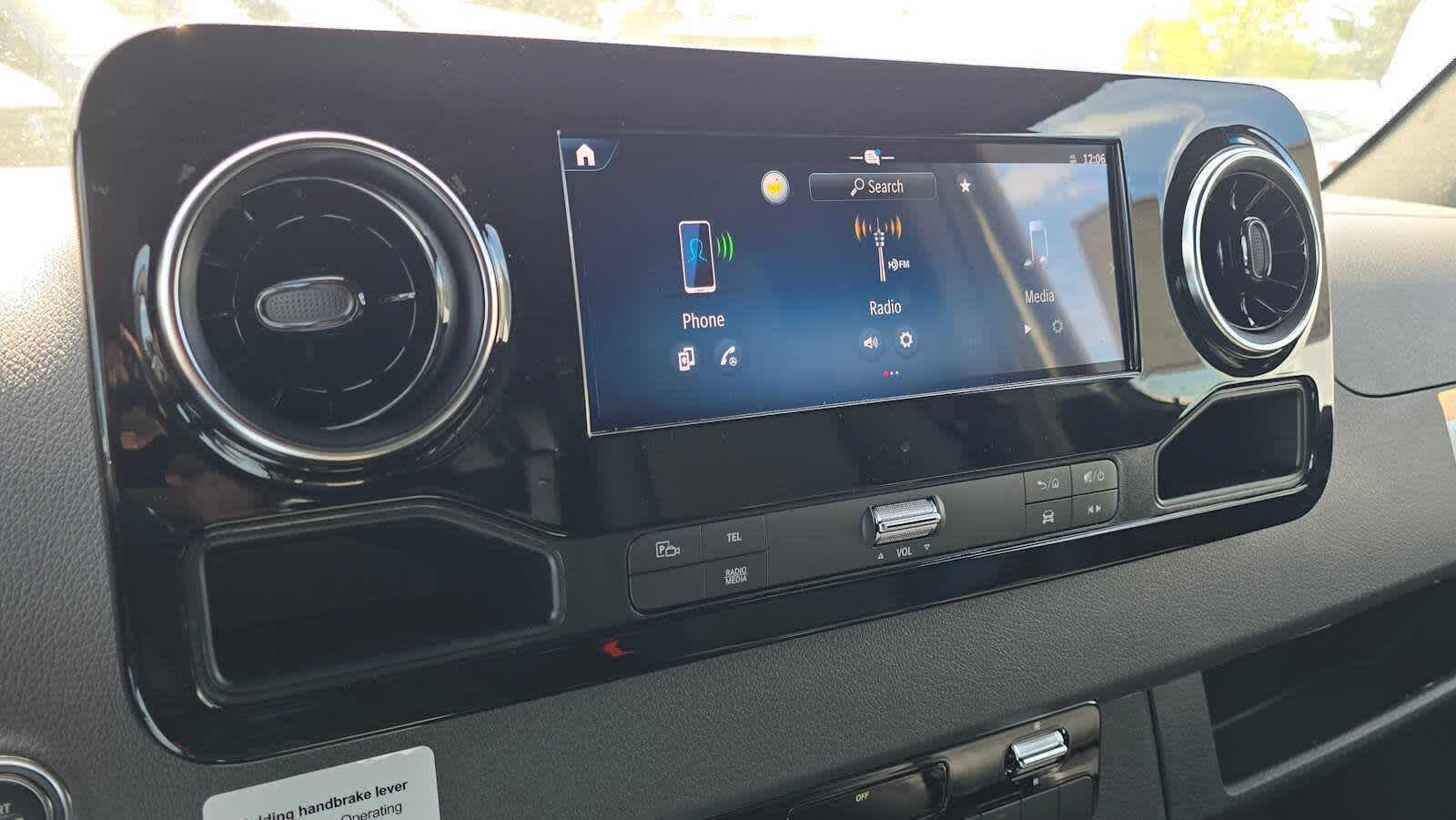 2026 Mercedes-Benz Sprinter 2500 Standard Roof I4 Diesel HO 144 AWD