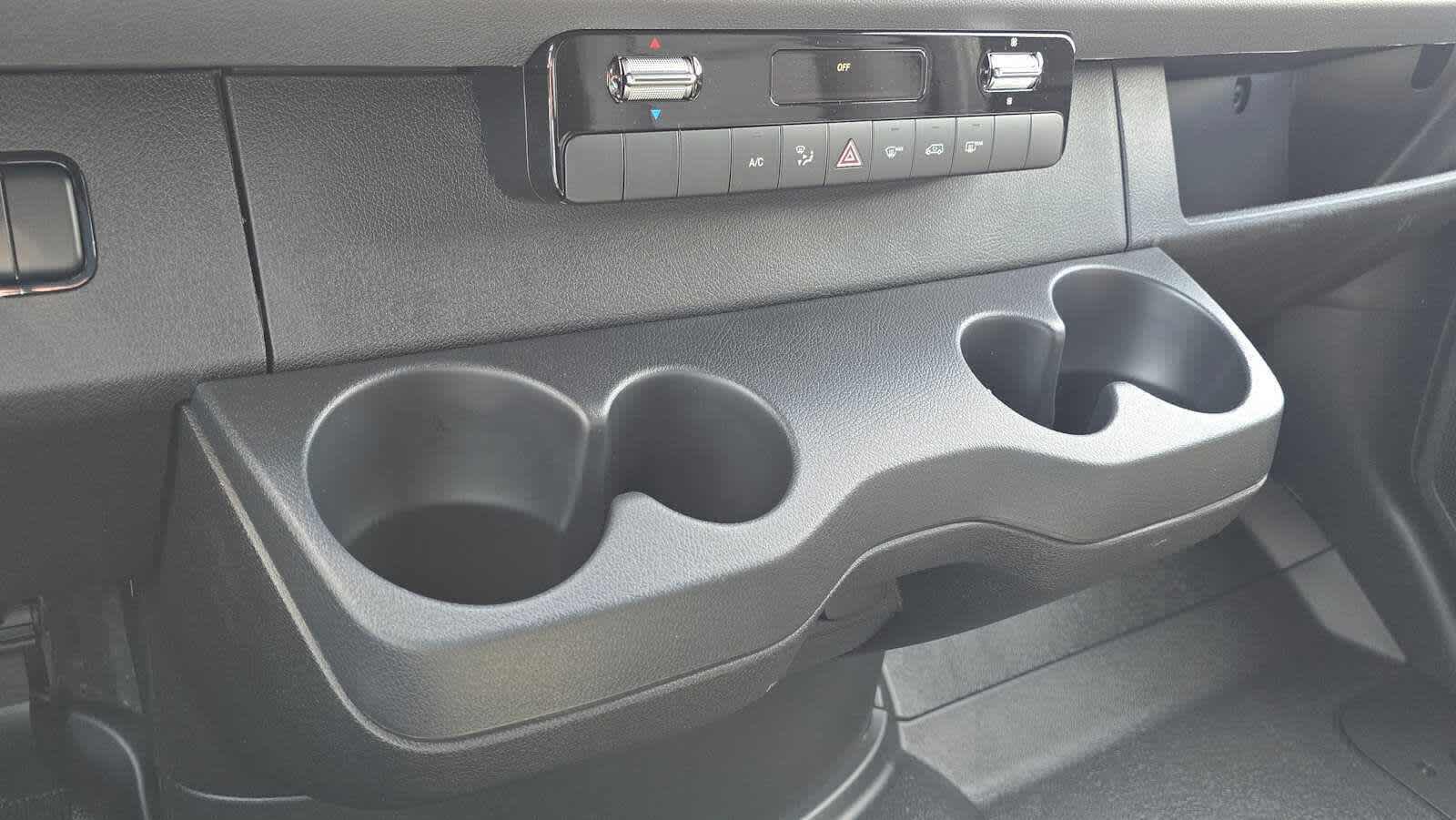 2026 Mercedes-Benz Sprinter 2500 Standard Roof I4 Diesel HO 144 AWD