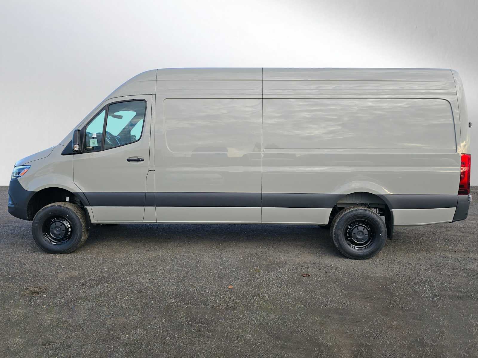 2026 Mercedes-Benz Sprinter 2500 Standard Roof I4 Diesel HO 144" AWD