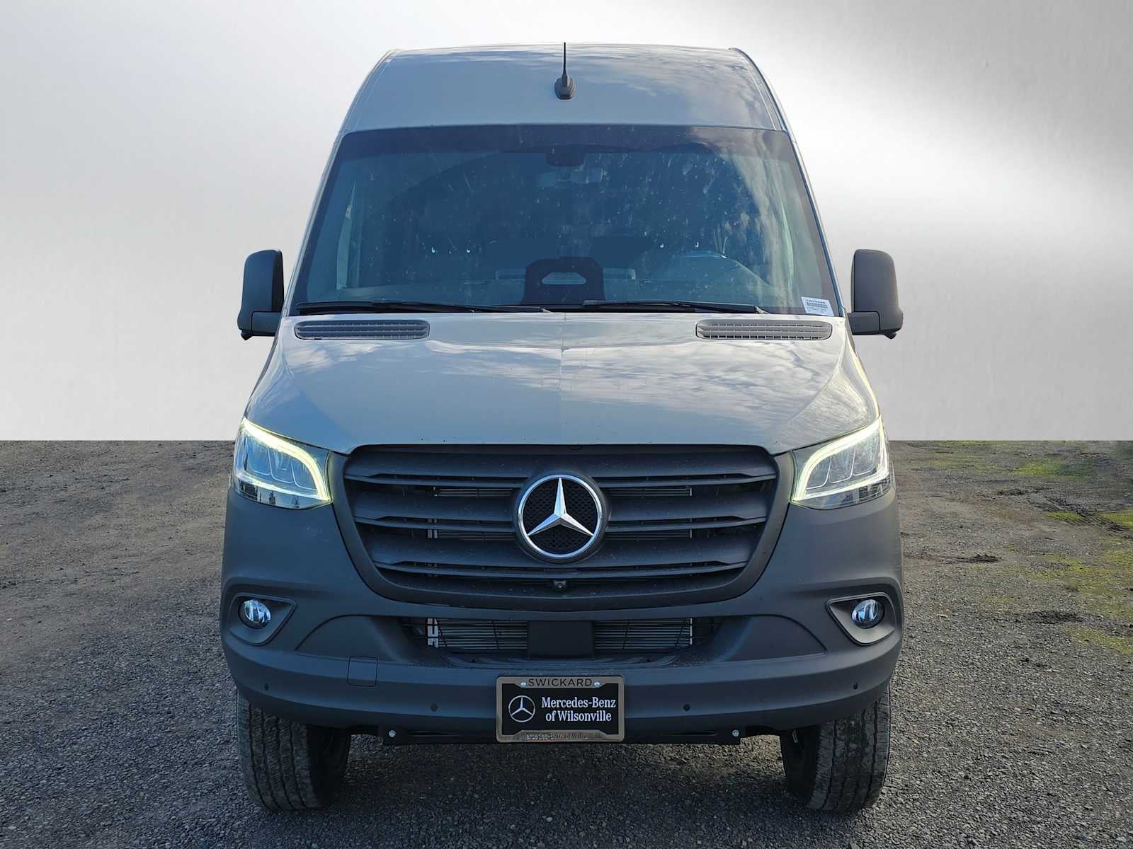2026 Mercedes-Benz Sprinter 2500 Standard Roof I4 Diesel HO 144" AWD
