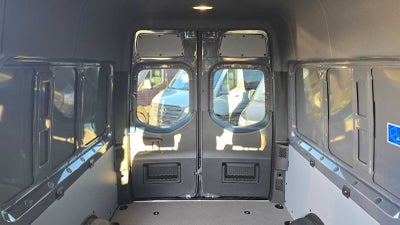 2026 Mercedes-Benz Sprinter 2500 Standard Roof I4 Diesel HO 144" AWD