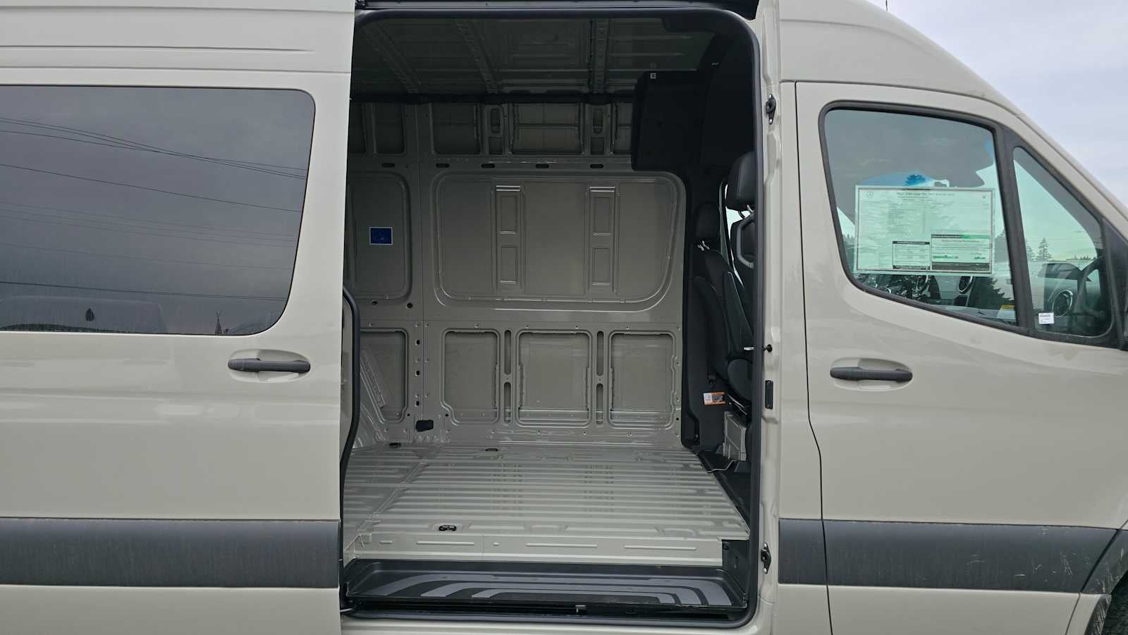 2026 Mercedes-Benz Sprinter 2500 Standard Roof I4 Diesel HO 144" AWD